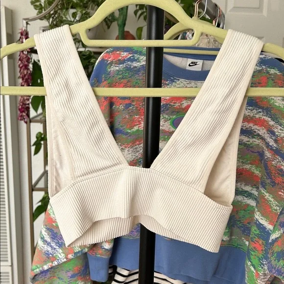 Garage Sports Bra. XS. PTP: 11”. - Picture 2 of 3